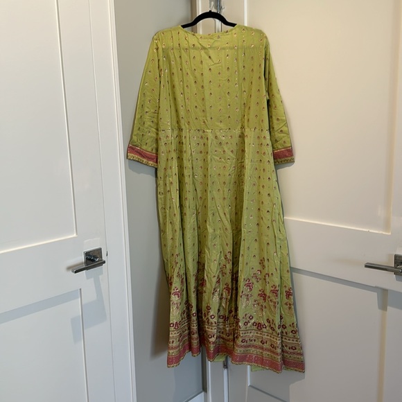 Three piece Indian outfit - Picture 14 of 14